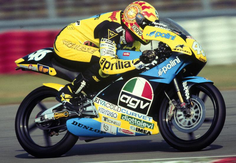 Valentino Rossi con su primera moto en Moto GP