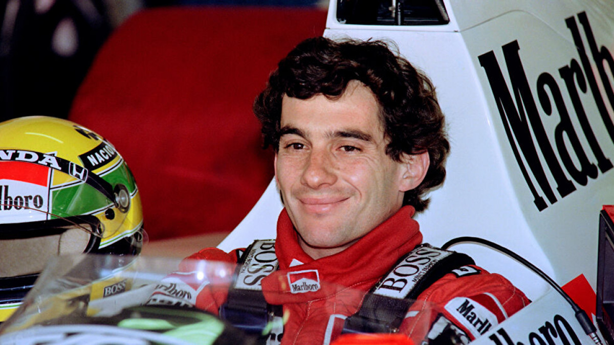 Ayrton Senna con el mono de McLaren