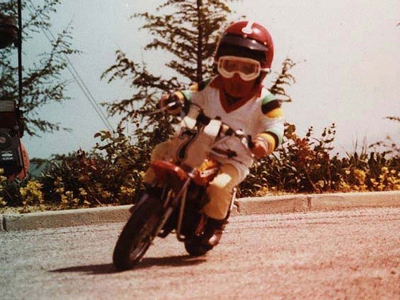 Valentino Rossi de pequeño con una moto de Motocross